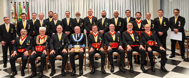 CONSELHO SANTA CATARINA Nº 17 REALIZA SESSÃO ORDINÁRIA COM ORDENAÇÃO DE NOVOS CAVALEIROS DE SANTA CRUZ